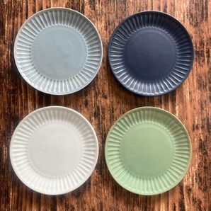 削り模様 グレー&ネイビー&グリーン&白 丸皿 中皿 4枚 洋食器 美濃焼 オシャレ カフェ風
