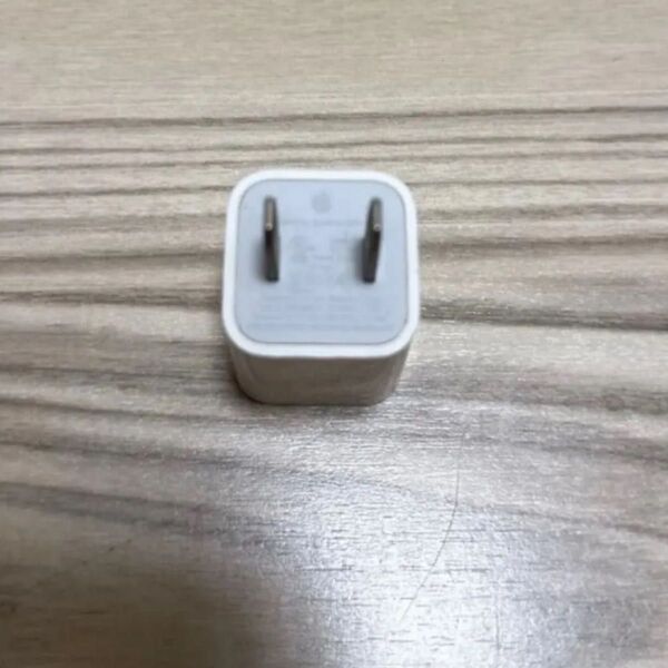 Apple純正 充電器 電源アダプタ コンセント iPhone アップル ACアダプター