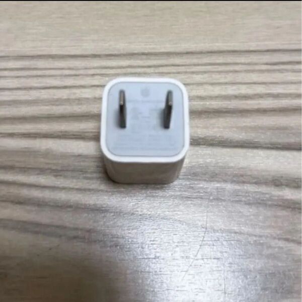 Apple純正 充電器 電源アダプタ コンセント iPhone アップル ACアダプター
