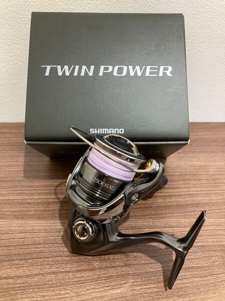SHIMANO 24ツインパワー C2500SXG PE0.4号付