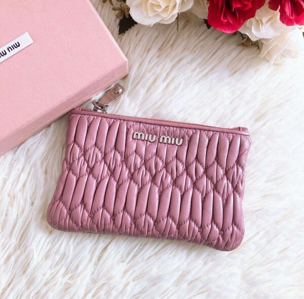 miumiu ポーチ ミニ財布 コインケース 小銭入れ ミュウミュウ 財布 カードケース キーケース