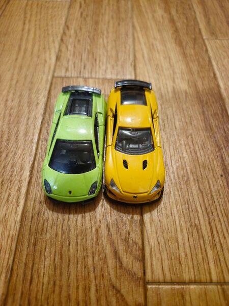 トミカプレミアム LFAニュルブルクリンクパッケージ ガヤルドスーパーレゲーラ