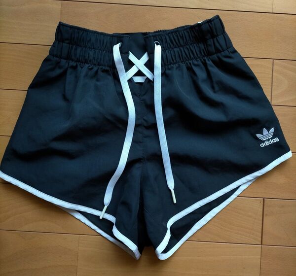 アディダス adidas オリジナルス ショートパンツ ランニングパンツ 黒 xs〜sサイズ
