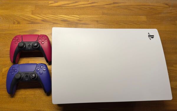 PlayStation5 デジタルエディション CFI-1000B01 +コントローラー パープル+レッド 美品