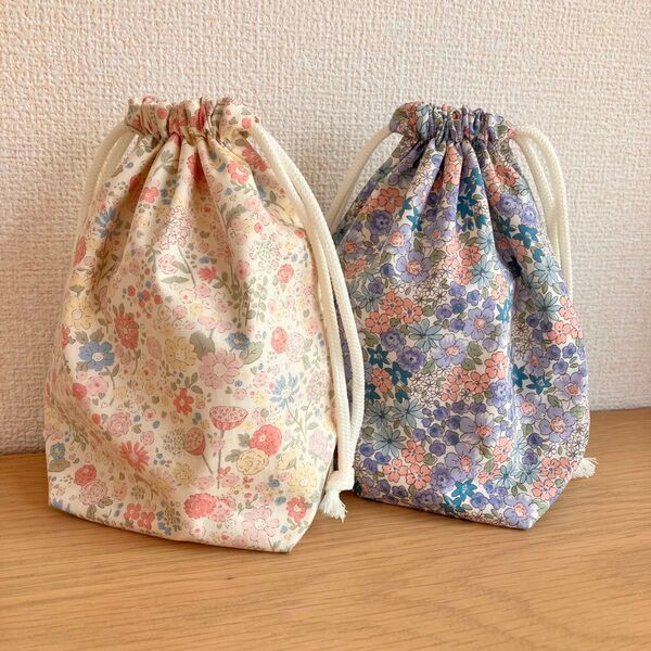 *ハンドメイド*コップ袋2枚セット 入園入学準備 巾着袋 花柄