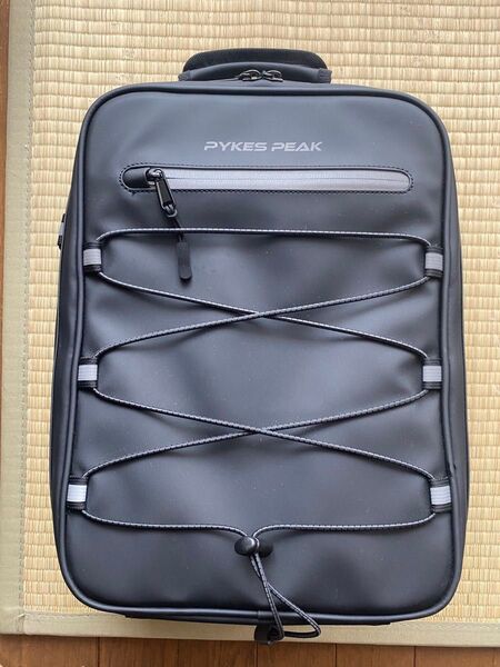 PYkES PEAK、バイク用シートバック、8-12L、黒、レインカバー、ショルダーベルト付き、中古品
