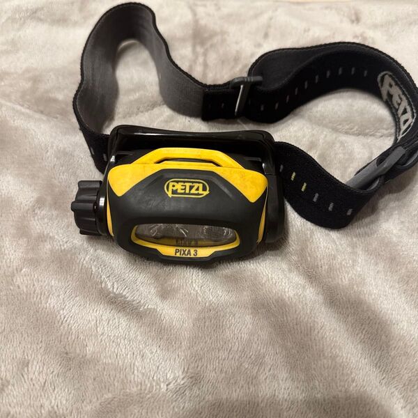 ペツル petzl pixa3 ピクサ3 ヘッドライト