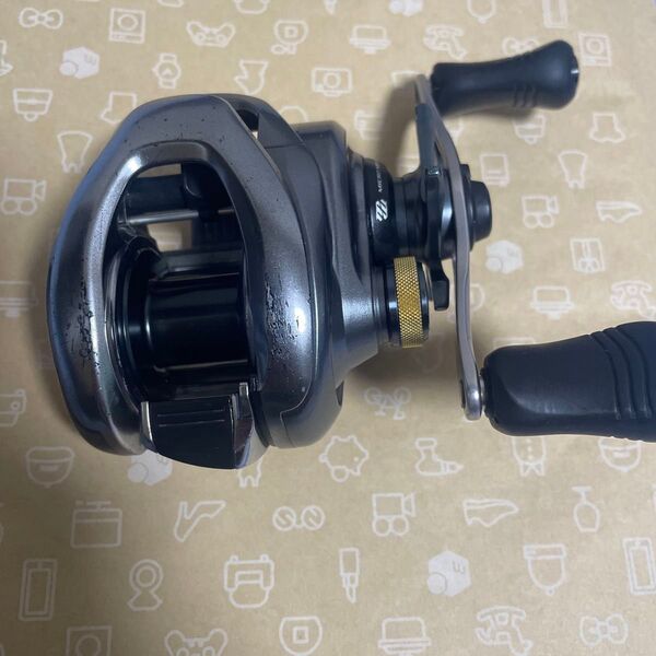 シマノ 15メタニウムdc 右ハンドル XG 後期