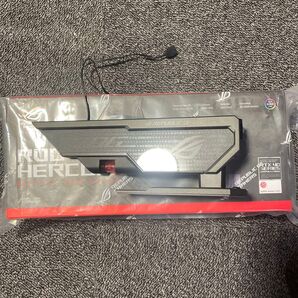 ASUS Zub XH01 ROG HERCULX GRAPHICS カードホルダー