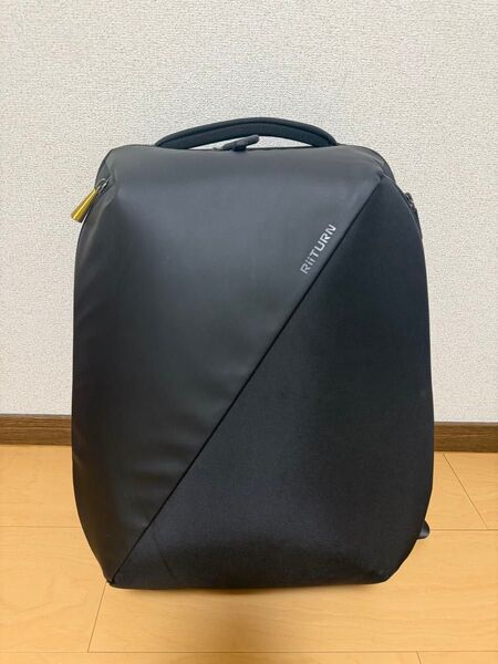 Riiturn リュック バネ makuake 防水 訳あり ビジネスリュック