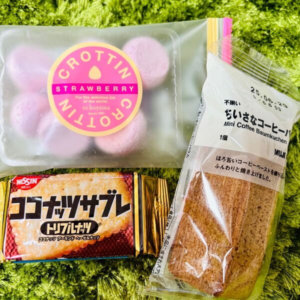 ●es koyama 苺のクロタン ●無印良品 バウム