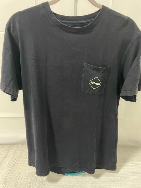 F.C.Real Bristol Tシャツ ブラック ロゴ バックプリント