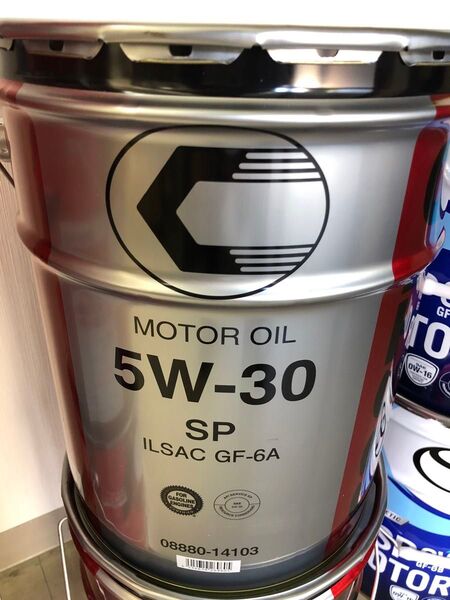 キャッスル エンジンオイル SP 5W30 20L 08880-14103送料込み