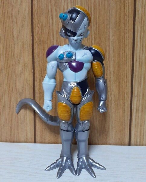 一番くじ ドラゴンボール フィギュア メカフリーザ