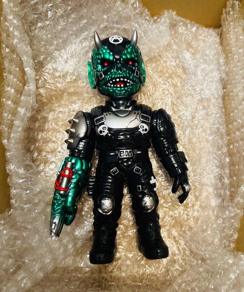 BRACKMETALTOYS THE FAUST BM COMBATMAN 02:NOTOK ソフビ ブラックメタルトイズ