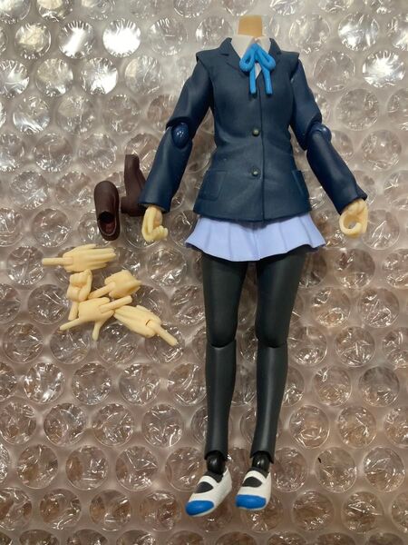 ※胴体 figma フィギュア ジャンク リボルテック ピコニーモ s-styleなどに 平沢唯 けいおん! ボディ 制服