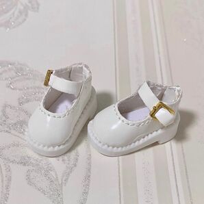 オビツ11 ストラップ シューズ 白 ネオ ミディ ブライス バービー チェルシー リカちゃん人形 セリア ドール 1/12 革靴