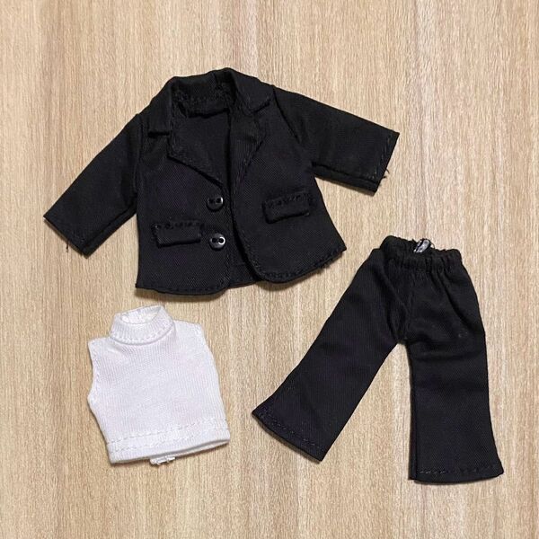 オビツ11 スーツ 3点セット 黒 ねんどろいど どーる ピコニーモP 1/12 ドール 人形 服 ジャケット パンツ インナー