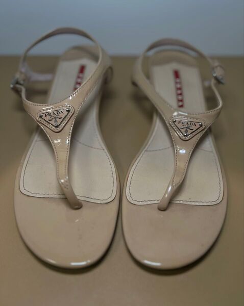 プラダ PRADA レディース サンダル ベージュ 36