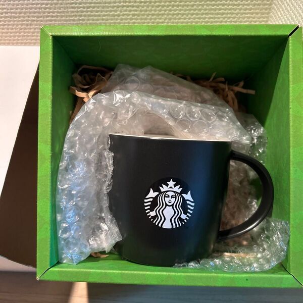 スターバックス マグカップ 黒 ロゴ 新品 未使用