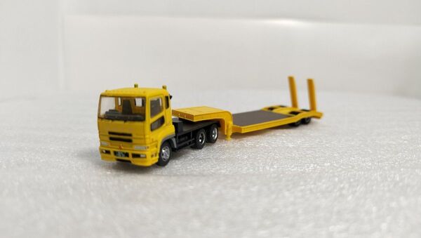 トミーテック 1/150 トレーラーコレクション 4弾 重トレーラー 三菱ふそう スーパーグレード ハイキャブ仕様
