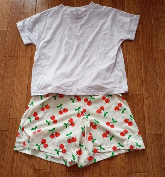 【新品未使用】130cm Tシャツ 短パン セット