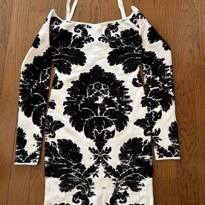 justcavalli モノクロ 総柄 オフショルダー ワンピース 白黒 XS