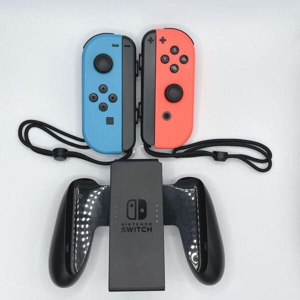 純正品 Nintendo Switch ジョイコン グリップ セット Joy-Con L R
