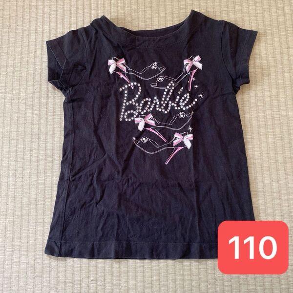 UNIQLO 110 半袖Tシャツ 女の子 カットソー ブラック Barbie バービー ハイヒール 黒