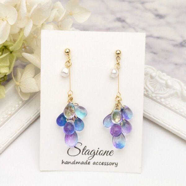 再販17《No.628》 チェコビーズ&パール ピアス イヤリング ハンドメイド 紫陽花カラー
