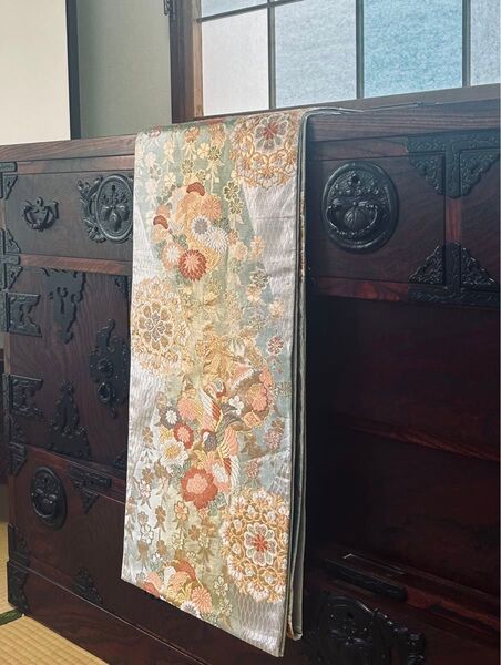 西陣正絹袋帯 正倉院花文 とても綺麗 未使用若草色の春夏をイメージした帯揚帯締をセット