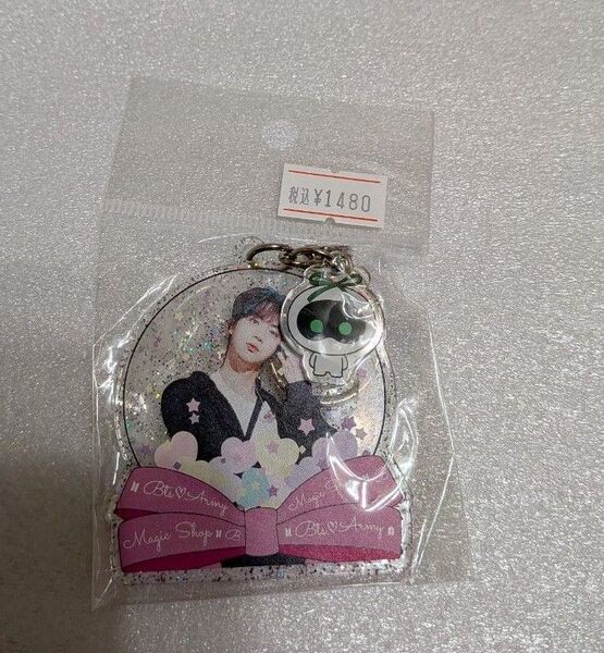 BTS アクリルキーホルダー JIN