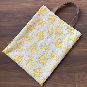 ぺたんこトートバッグ A4サイズ ハンドメイド ミモザ 生成り