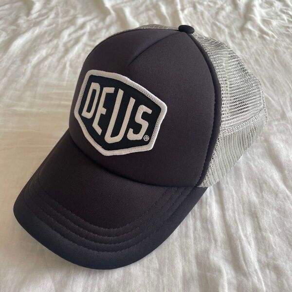 DEUS メッシュキャップ ブラック グレー サイズフリー