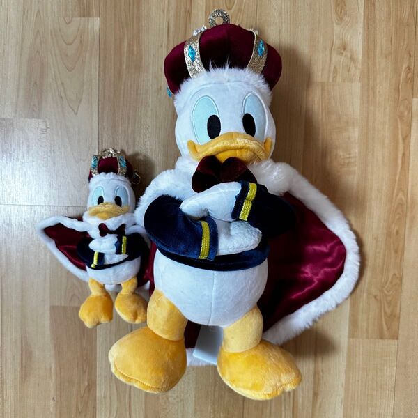 ディズニーストア ドナルド バースデー ぬいぐるみ ぬいぐるみキーチェーン 1-2日で発送