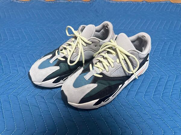 adidas Yeezy Boost 700 イージーブース ト