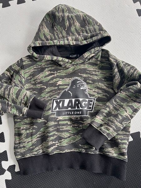 xlarge パーカー 110
