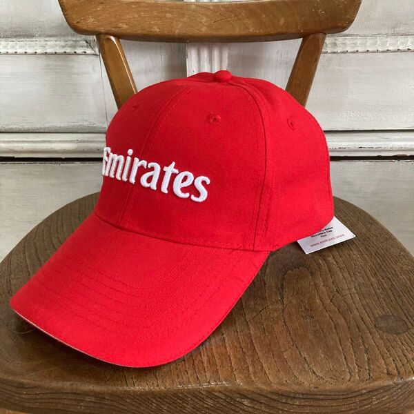 新品 Emirates エミレーツ航空 キャップ レッド FLY BETTER