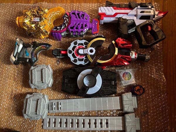 仮面ライダーギーツ DXデザイアドライバー レイズバックル まとめ売り