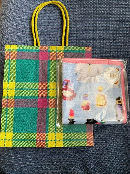 ペールブルー フェイラー 羽田空港 ハンカチ 伊勢丹 新品 未開封