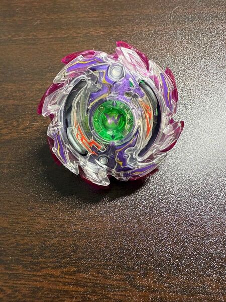 ベイブレードバースト トルネードワイバーン タカラトミー beyblade