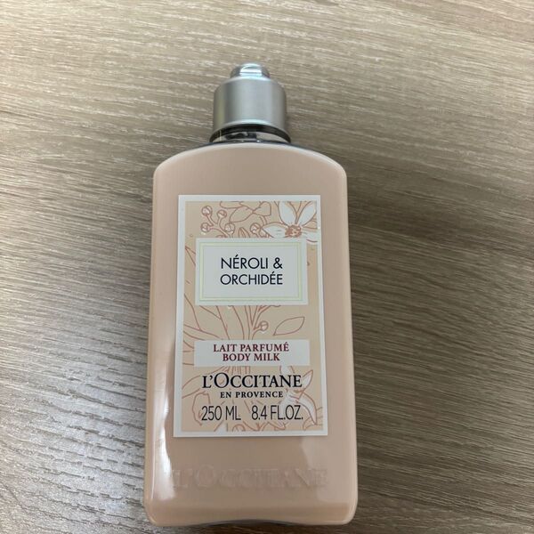 【新品未使用】ロクシタン ネロリオーキデ ボディミルク 250mL プレゼント袋付き