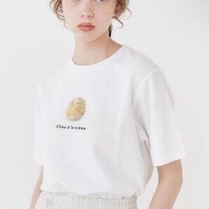 RUBY AND YOU シュークリームプリント半袖Tシャツ ホワイト