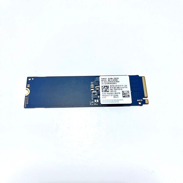 Samsung NVMe M.2 SSD 256GB MZ-VLQ2560