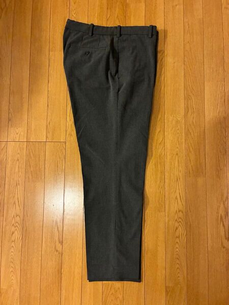 ユニクロ EZYアンクルパンツ サイズL グレイ
