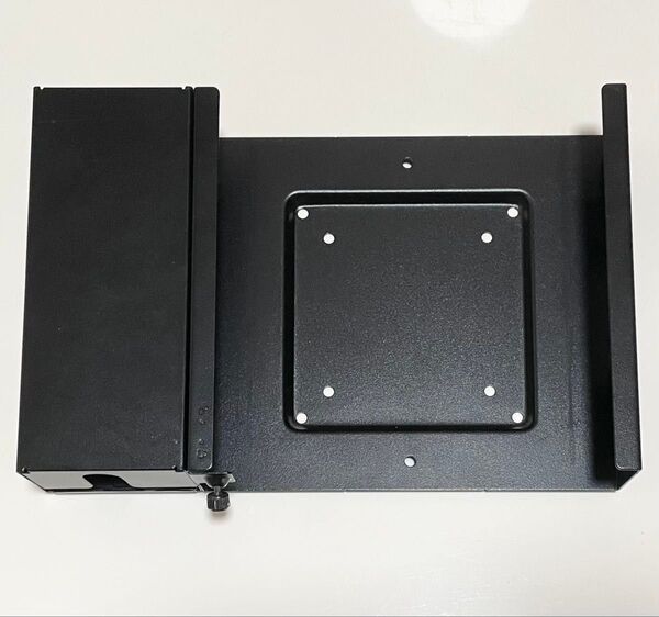 DELL純正 OptiPlex MFF マイクロ用 VESA マウントケース + アダプタ格納