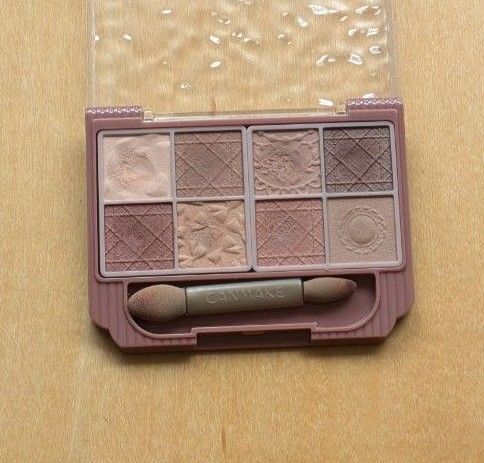 キャンメイク プティパレットアイズM01