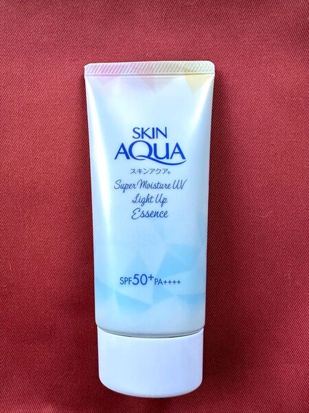 【少量使用品】スキンアクア スーパーモイスチャーUV ライトアップ エッセンス SPF50+ PA++++