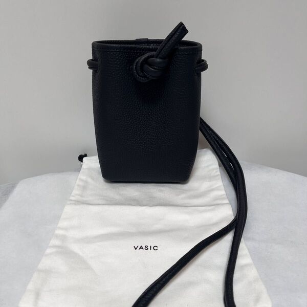 極美品 VASIC BOND NANO ブラック