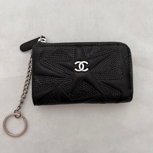 シャネル CHANEL スター 星 ココマーク ラムスキン ラウンドファスナー コインケース 黒 ブラック レディース